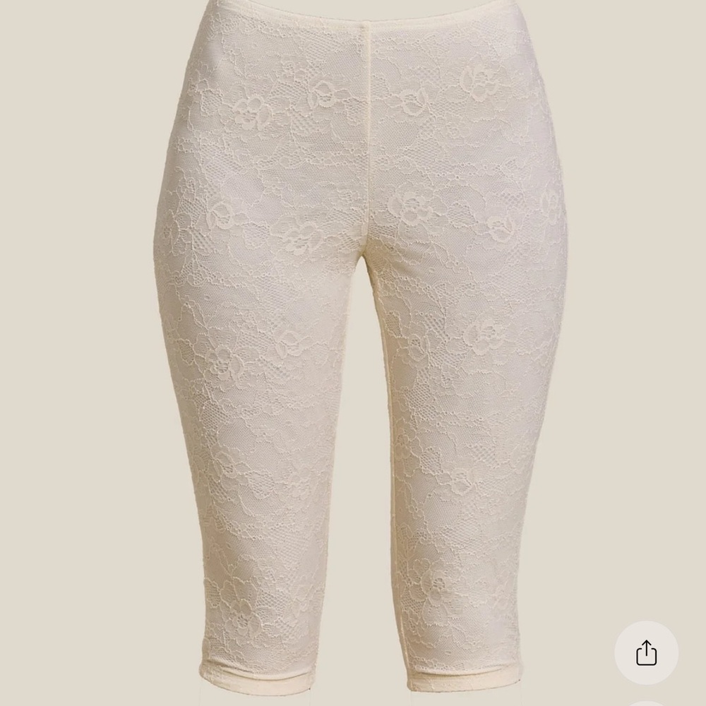 Mars the label capri bottoms only